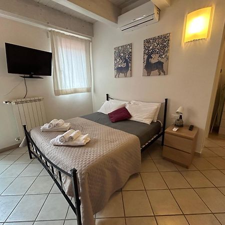 Le Due Corti Centro Storico - Autodromo Apartment Имола Екстериор снимка